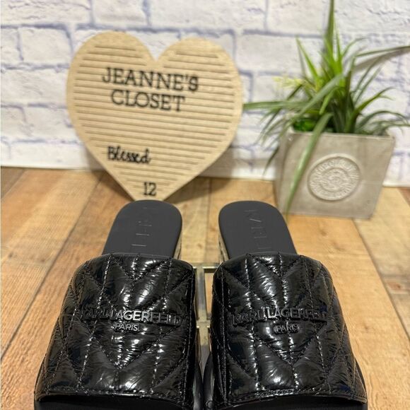 KARL LAGERFELD PARIS
Kamara Quilted Platform Sandals - Picture 4 of 10